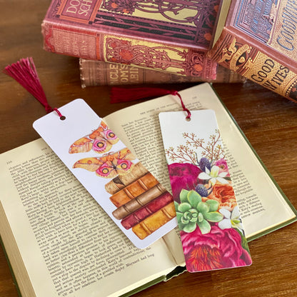 Book Lovers - Bookmark
