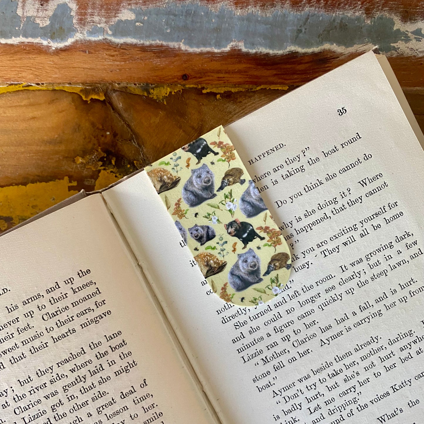 Wildlife - Magnetic Bookmark